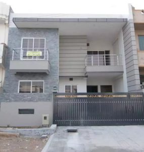 8 marla house for sale in G-15 front view