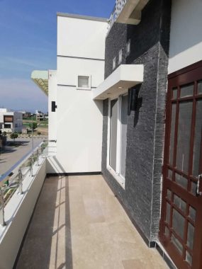 Balcony-8-Marla-House-F-18