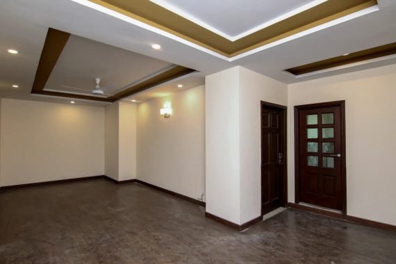 Silver Oaks F-10 TV Lounge