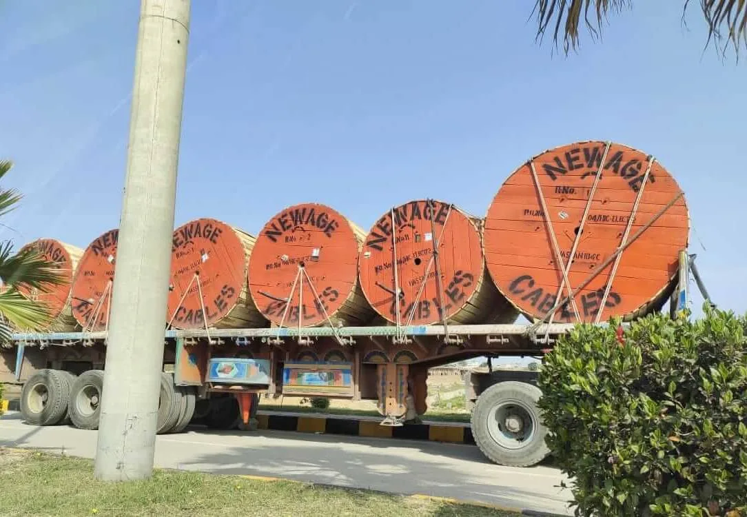 university-town-electric-cable